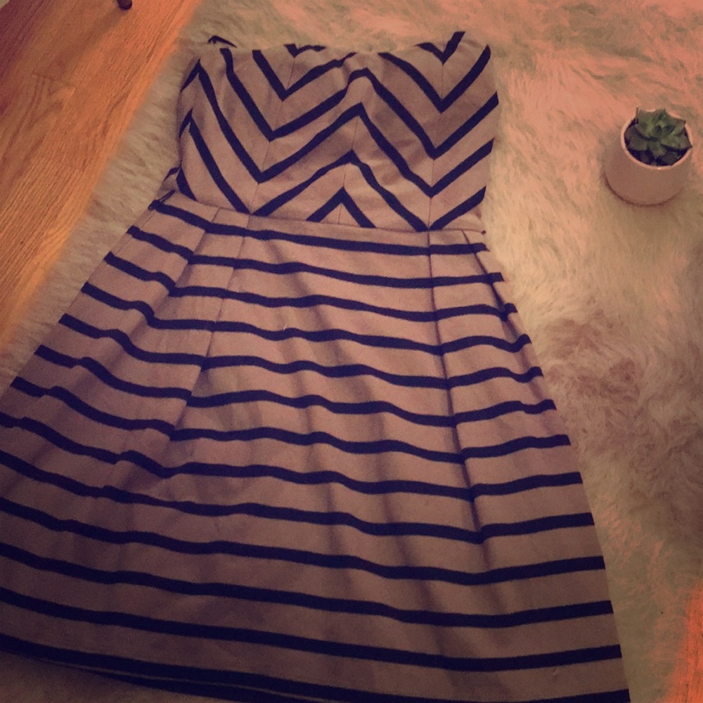 ⚠️MOVING OUT: Taking best offers! Ark & Co. Dress